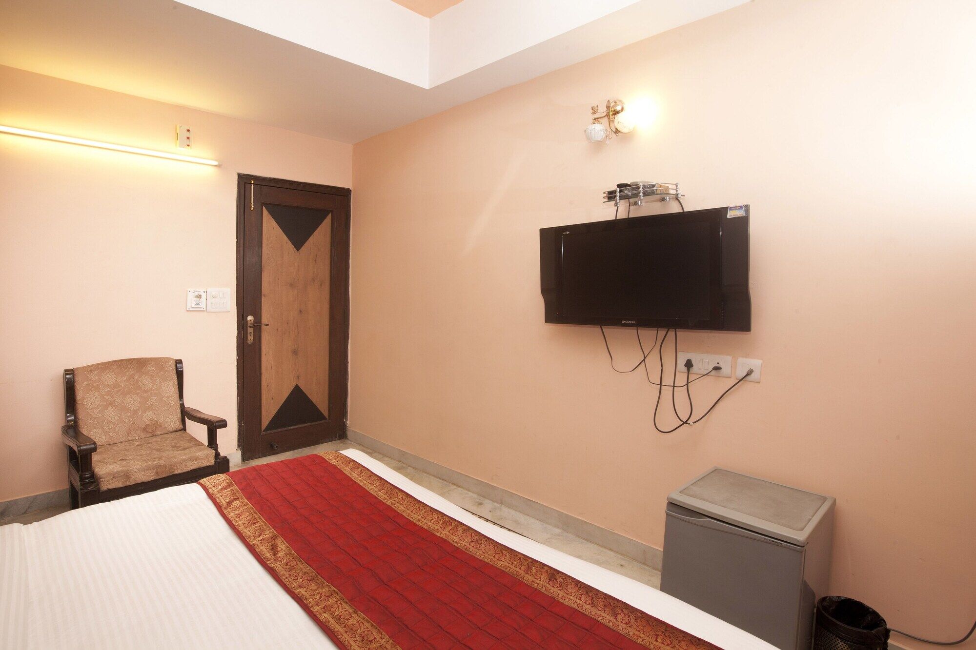 Oyo 337 Hotel Anand Delhi  Bagian luar foto
