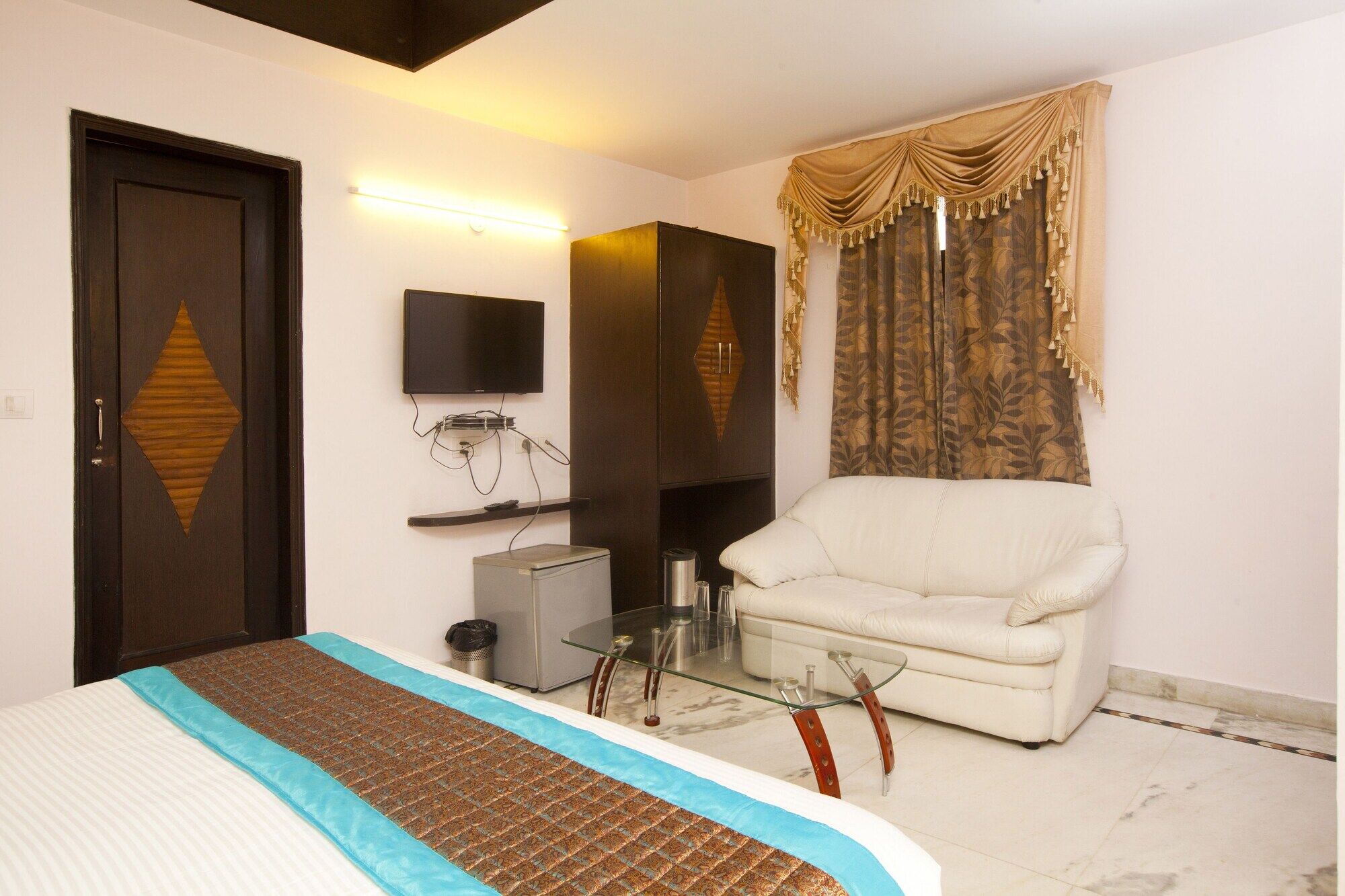 Oyo 337 Hotel Anand Delhi  Bagian luar foto