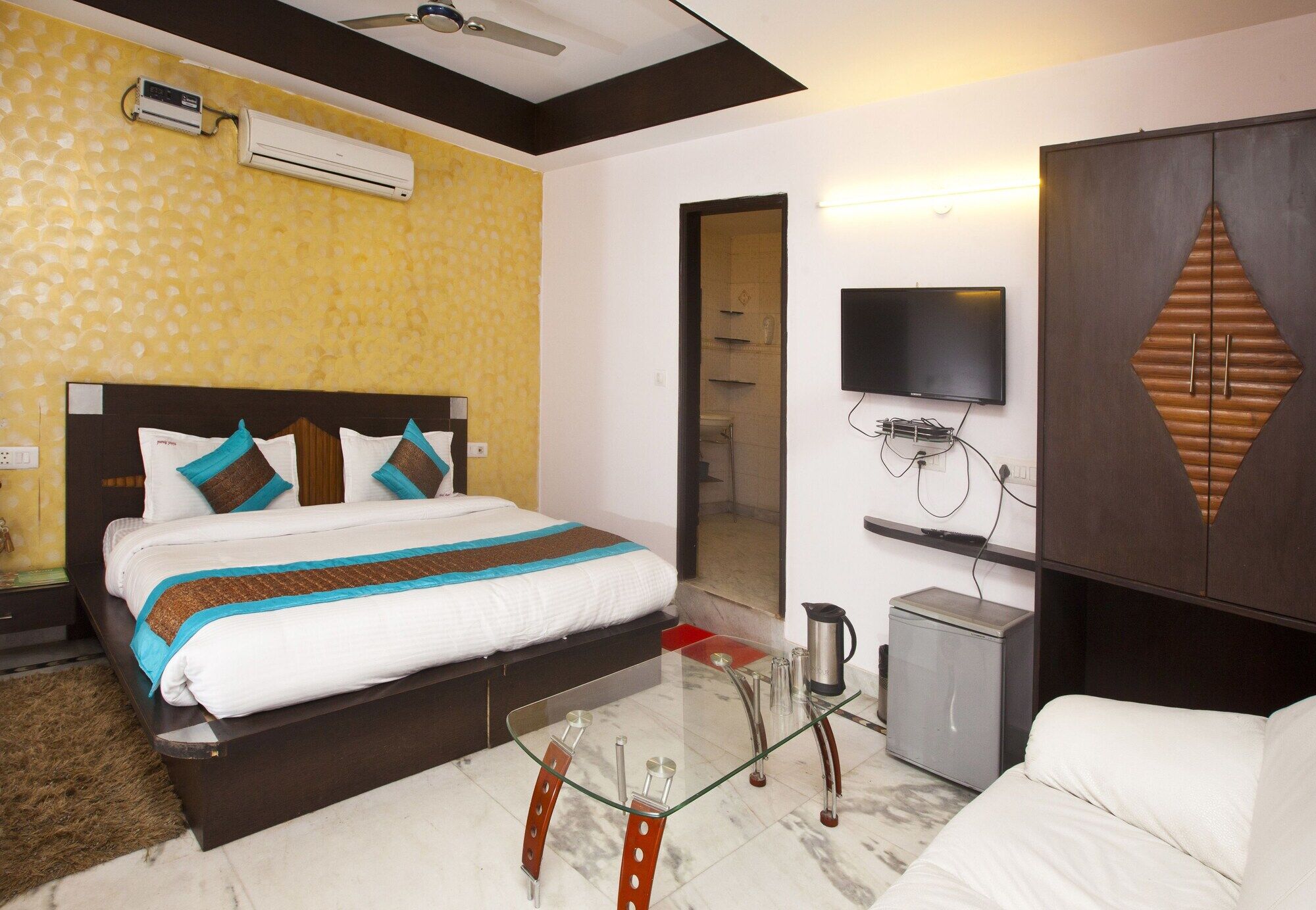 Oyo 337 Hotel Anand Delhi  Bagian luar foto